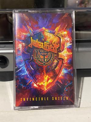 Judas Priest – Invincible Shield MC